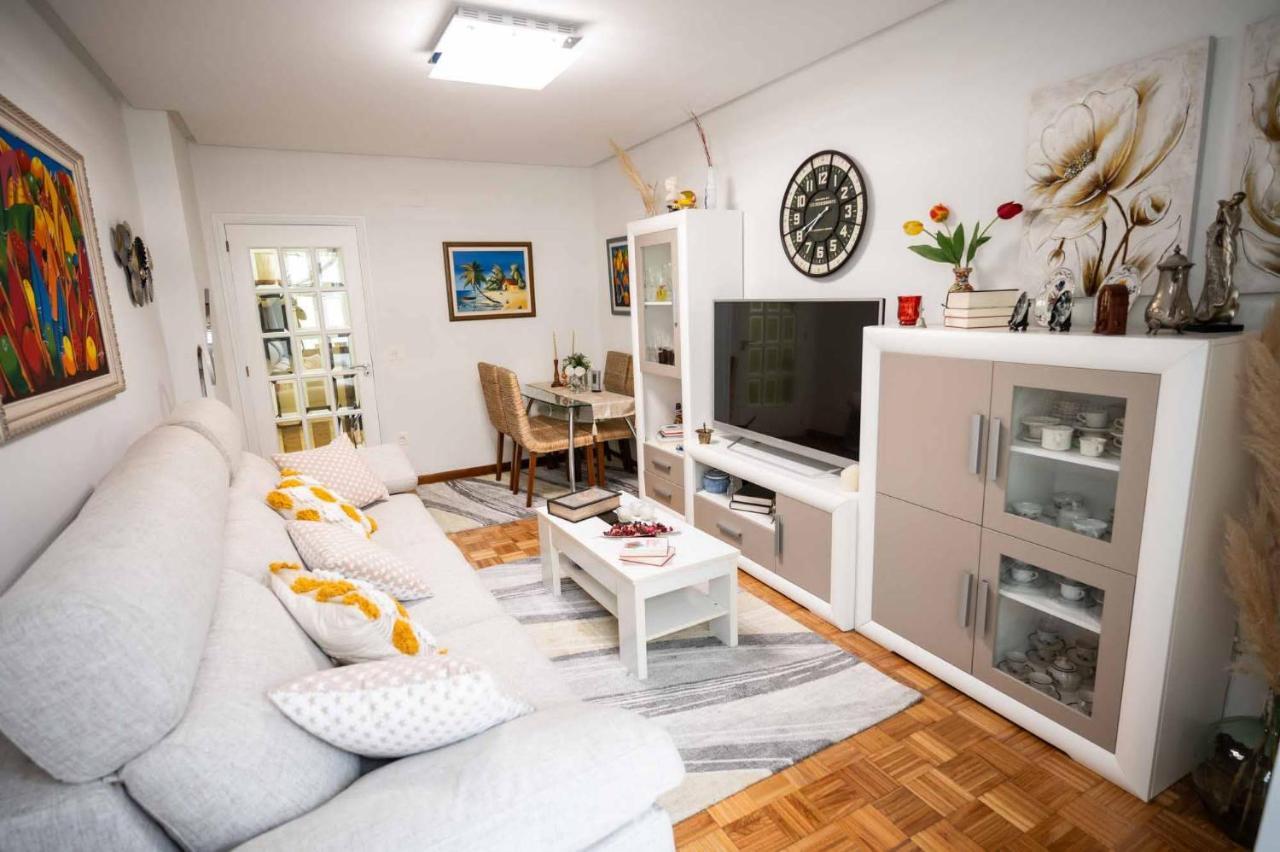 Piso Mila Apartment Ourense Exterior foto
