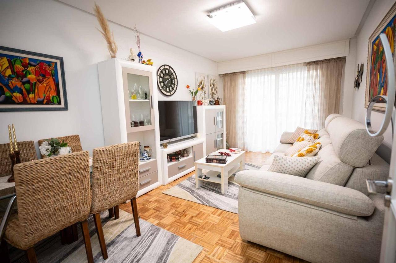 Piso Mila Apartment Ourense Exterior foto